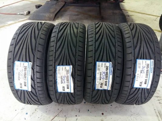TOYO T1R 205/40R17 ปี15 เส้นละ 4,100 บาท