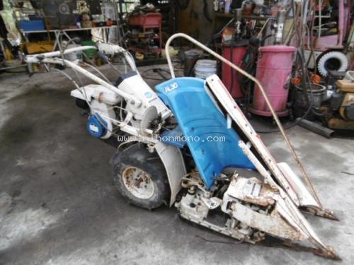 NEW!!!รถเกี่ยวข้าวเดินตาม  ISEKI  RL30 รหัสสินค้า : 80803394  Line ID: nihonmono  หรือเพิ่มเติมไดที่ www.nihonmono.com