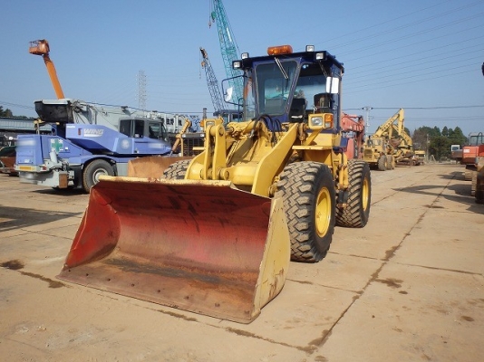Komatsu WA300-1 ซีเรียล 30,000 เก่าญี่ปุ่น โทร. 090-986-2521 อ๊อบ