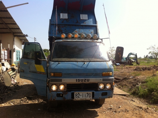 ขายรถ6ล้อดั้มสภาพใช้งาน (ไม่มีทะเบียน)