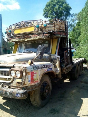 ขายเทรลเลอร์หัวยาว เครื่อง145แรง สภาพพร้อมใช้งาน เอกสารพร้อมโอน สนใจโทร 090-8588220คุณนะ 093-3258446คุณบิว หรือเข้าดูสินค้าอื่นๆได้ที่ www.truck.in.th/498 หรือเพจFacebook ณรงค์ ซื้อขายรถมือสอง (เว็บไซต์ส่วนตัว) หรือFacebook ตลาดรถมือสอง คุณนะ