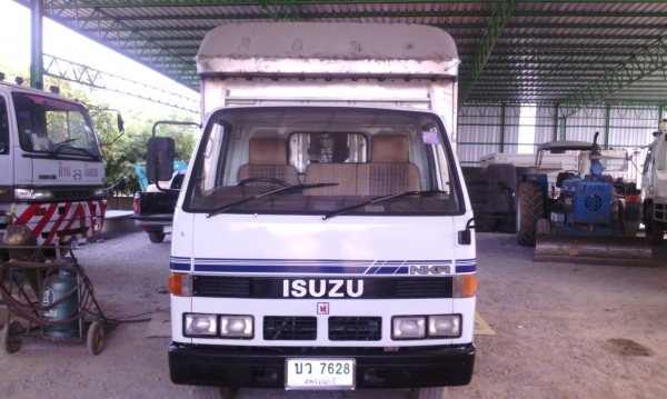 ขาย 4 ล้อ เครื่อง 88 แรงม้า มีหลังคา ขาย 4 ล้อ เครื่อง 88 แรงม้า มีหลังคา