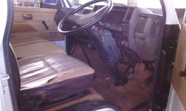 ขาย 4 ล้อ เครื่อง 88 แรงม้า มีหลังคา ขาย 4 ล้อ เครื่อง 88 แรงม้า มีหลังคา