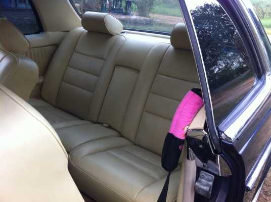 Benzสปอต2ประตู W123 280ce พร้อมทะเบียนสวย 8883