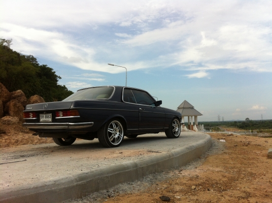 Benzสปอต2ประตู W123 280ce พร้อมทะเบียนสวย 8883