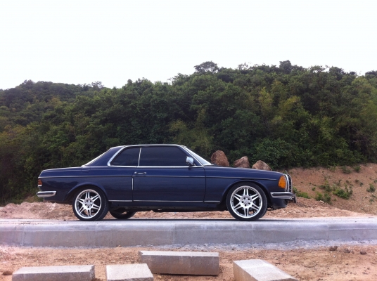 Benzสปอต2ประตู W123 280ce พร้อมทะเบียนสวย 8883