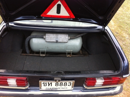 Benzสปอต2ประตู W123 280ce พร้อมทะเบียนสวย 8883