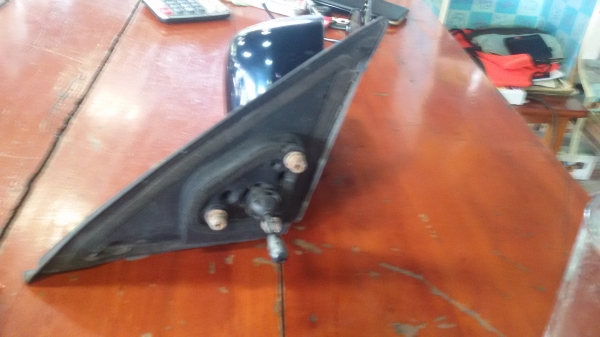 ขายกระจกมองข้าง CK2 ข้างขวา 1600ครับ ขายกระจกมองข้าง CK2 ข้างขวา 1600ครับ