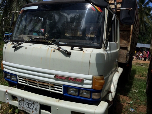 10ล้อดั้ม2เพลา...168แรง ภาษีไม่ขาด เล่มพร้อม. คัสซีสวย เครื่องดี. รถเดิมๆบอดี้ไม่สวย..