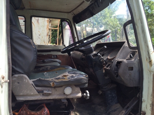 10ล้อดั้ม2เพลา...168แรง ภาษีไม่ขาด เล่มพร้อม. คัสซีสวย เครื่องดี. รถเดิมๆบอดี้ไม่สวย..