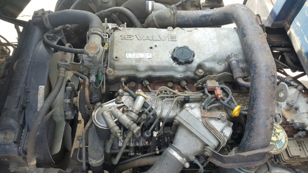 6ล้อ บรรทุก ยี่ห้อ toyota DYNA กระบะยาว 4.20 เมตร พวงมาลัยพาว์เว่อร์