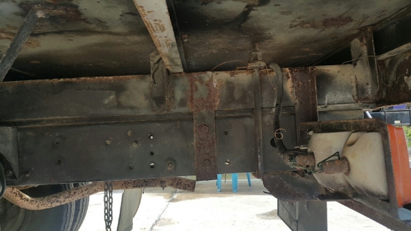 6ล้อ บรรทุก ยี่ห้อ toyota DYNA กระบะยาว 4.20 เมตร พวงมาลัยพาว์เว่อร์