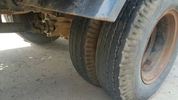 6ล้อ บรรทุก ยี่ห้อ toyota DYNA กระบะยาว 4.20 เมตร พวงมาลัยพาว์เว่อร์