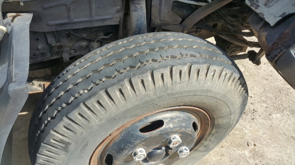 6ล้อ บรรทุก ยี่ห้อ toyota DYNA กระบะยาว 4.20 เมตร พวงมาลัยพาว์เว่อร์