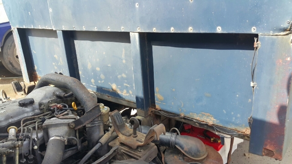 6ล้อ บรรทุก ยี่ห้อ toyota DYNA กระบะยาว 4.20 เมตร พวงมาลัยพาว์เว่อร์