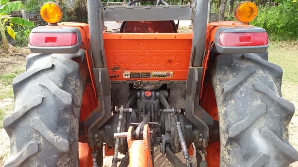 คูโบต้า L4708 ปี55เล่มทะเบียนพร้อมครับ คูโบต้า L4708 ปี55เล่มทะเบียนพร้อมครับ