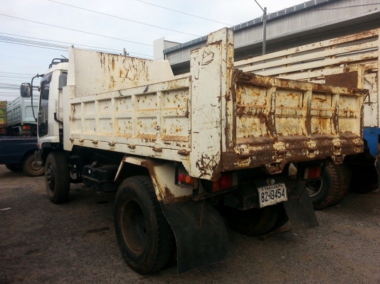 ขายดั้มเดก้า แคชซีFRR เครื่องดีแคชซีสวย ภายในสวยมาก แอร์เย็น สภาพพร้อมใช้งาน เอกสารพร้อมโอน สนใจโทร 090-8588220คุณนะ 093-3258446คุณบิว หรือเข้าดูสินค้าอื่นๆได้ที่ www.truck.in.th/498 หรือเพจFacebook ณรงค์ ซื้อขายรถมือสอง (เว็บไซต์ส่วนตัว) หรือFacebook ตลา