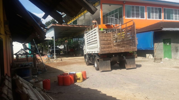 รถฮีโน่ 6 ล้อดั้ม FC9J 175 แรงม้า. ปี 53    สนใจติดต่อ  081 - 6079515