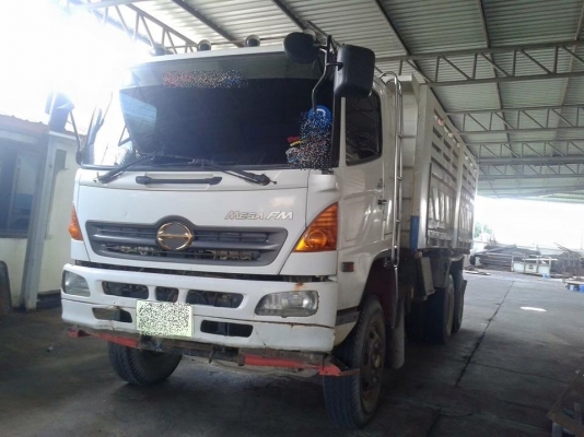 ขายรถสิบล้อ HINO FM2P 320แรง ปี50  ดั้มสามมิตร สนใจรีบๆๆด่วนๆนะครับ