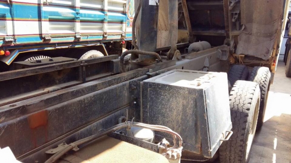 ขายรถสิบล้อ HINO FM2P 320แรง ปี50  ดั้มสามมิตร สนใจรีบๆๆด่วนๆนะครับ