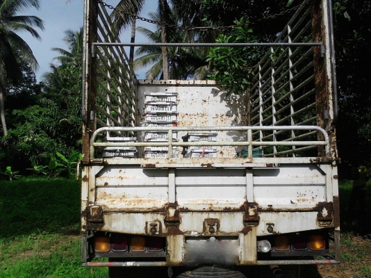 รถอีซูซุ 6 ล้อดั้ม FRR 190 แรงม้า  ปี 55.  ( รถวิ่ง 2xx,xxx กม. )     สนใจติดต่อ  081 - 6079515