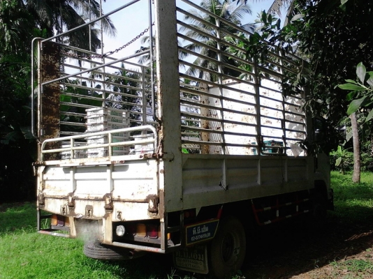 รถอีซูซุ 6 ล้อดั้ม FRR 190 แรงม้า  ปี 55.  ( รถวิ่ง 2xx,xxx กม. )     สนใจติดต่อ  081 - 6079515