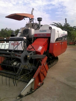 ขายรถเกี่ยวข้าว KUBOTA DC60 ปี53 ใช้งานน้อย สภาพสวยพร้อมใช้งาน เอกสารเล่มทะเบียนพร้อมโอน สนใจโทร 090-8588220คุณนะ 093-3258446คุณบิว หรือเข้าดูสินค้าอื่นๆได้ที่ www.truck.in.th/498 หรือเพจFacebook ณรงค์ ซื้อขายรถมือสอง (เว็บไซต์ส่วนตัว) หรือFacebook ตลาดรถ