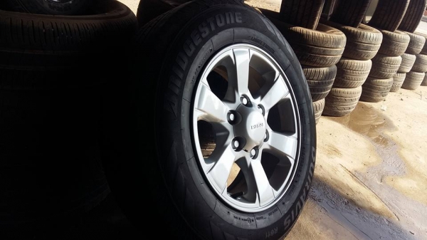 ขายล้อแม็กป้ายแดง dmax 16" สนใจติดต่อ ตาเล็ก ล้อและยาง ครับ 081-3747940 ขายล้อแม็กป้ายแดง dmax 16" สนใจติดต่อ ตาเล็ก ล้อและยาง ครับ 081-3747940