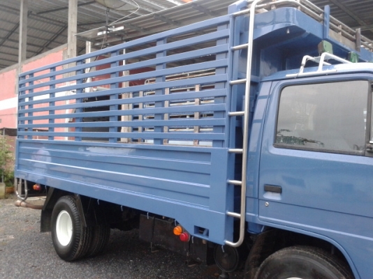 หกล้ออีซูสุNPR  110  แรงม้า  กระบะเลสทั้งลูก  พร้อมใช้งาน  เดิมๆ