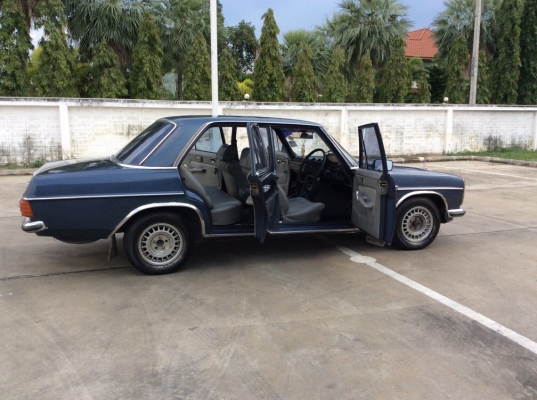 ขายรถเบส์คลาสสิคตาตั้ง /8 200 ปี1968 เครื่องเดิม 2.0 เกียร์ธรรมดา ติดแก๊สLPG ภายในเบาะหนังสวยๆแอร์หนาว ระบบไมล์เดิมๆใช้ได้หมด ภายนอกเดิมๆคิ้วเดิมครบๆกันชนเดิมๆแม็กเบนส์ฝาครอบล้อมีครบ เครื่องดี ช่วงล่างนิ่ม รถขับได้เลยครับ ใช้งานได้จริง สภาพนี้หายากน่าสะสม