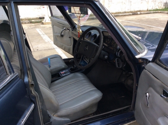 ขายรถเบส์คลาสสิคตาตั้ง /8 200 ปี1968 เครื่องเดิม 2.0 เกียร์ธรรมดา ติดแก๊สLPG ภายในเบาะหนังสวยๆแอร์หนาว ระบบไมล์เดิมๆใช้ได้หมด ภายนอกเดิมๆคิ้วเดิมครบๆกันชนเดิมๆแม็กเบนส์ฝาครอบล้อมีครบ เครื่องดี ช่วงล่างนิ่ม รถขับได้เลยครับ ใช้งานได้จริง สภาพนี้หายากน่าสะสม