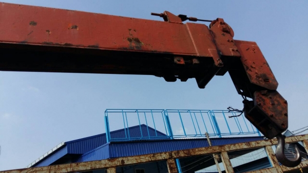 ขาย หกล้อ ฮีโน่ FD185แรง เครน3ตัน ช่วงยาว 5.50ม สภาพดีสวยพร้อมใช้ ทะเบียนพร้อมโอน ขาย หกล้อ ฮีโน่ FD185แรง เครน3ตัน ช่วงยาว 5.50ม สภาพดีสวยพร้อมใช้ ทะเบียนพร้อมโอน