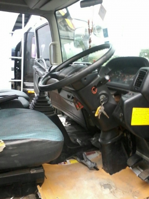 รถฮีโน่ 6 ล้อ ตู้เย็น FC9J  150 แรงม้า. ปี 54   ( รถวิ่ง 25x,xxx กม. )     สนใจติดต่อ  081 - 6079515