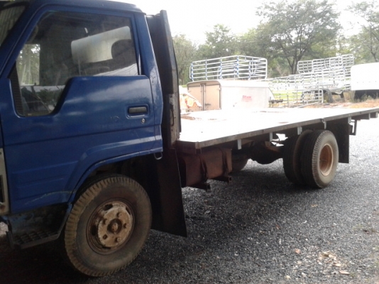 6 ล้อโต้โยต้า  100  แรงม้า   พร้อมใช้งาน  เล่มพร้อม  ยางสวย6เส้น