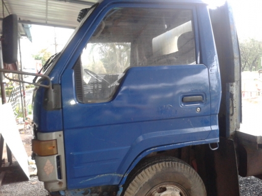 6 ล้อโต้โยต้า  100  แรงม้า   พร้อมใช้งาน  เล่มพร้อม  ยางสวย6เส้น