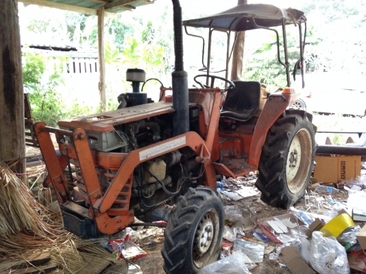 ขายรถไถ Kubota ZL1-22 แรง 4WD ฝาครอบมี 1 ข้าง