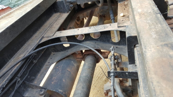 รถฮีโน่ 6 ล้อดั้ม FB2W  120 แรงม้า. ปี 38   สนใจติดต่อ  081 - 6079515