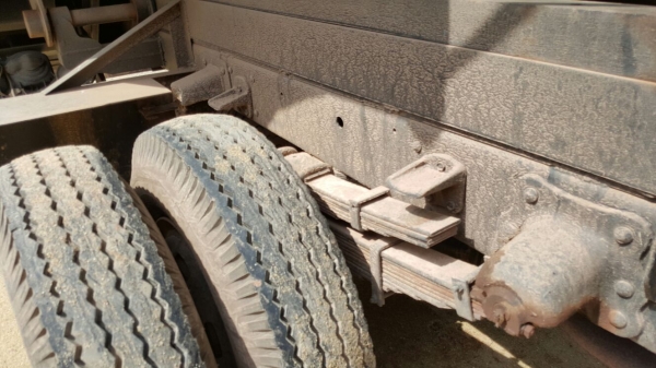 รถฮีโน่ 6 ล้อดั้ม FB2W  120 แรงม้า. ปี 38   สนใจติดต่อ  081 - 6079515