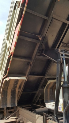 รถฮีโน่ 6 ล้อดั้ม FB2W  120 แรงม้า. ปี 38   สนใจติดต่อ  081 - 6079515