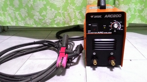 ตู้เชื่อมระบบซุปเปอร์อินเวอร์เตอร์ เจสิค ขนาด200A สภาพดี อุปกรณ์ครบครับ