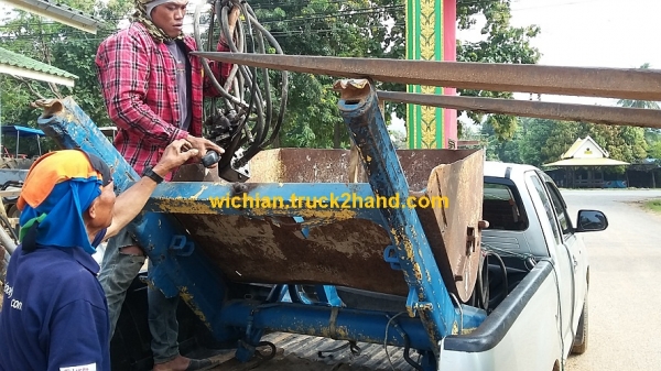 ขายแล้วตักหน้ารถไถฟอร์ดเก่านอก ตรงรุ่นฟอร์ด5610 แต่ชุดนี้ขนาดเล็ก น่าจะแปลงใส่รถไถขนาดกลางได้พอดีครับ