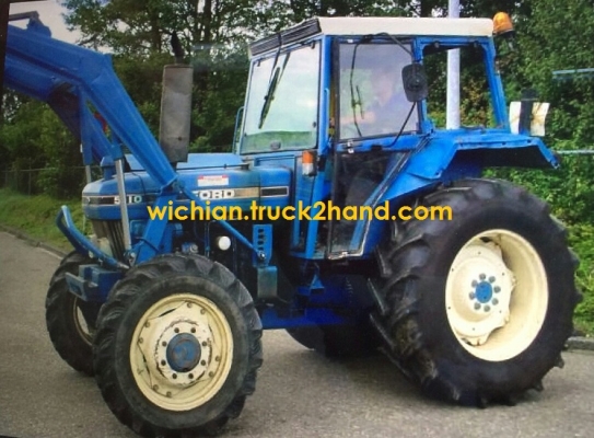 ขายแล้วตักหน้ารถไถฟอร์ดเก่านอก ตรงรุ่นฟอร์ด5610 แต่ชุดนี้ขนาดเล็ก น่าจะแปลงใส่รถไถขนาดกลางได้พอดีครับ