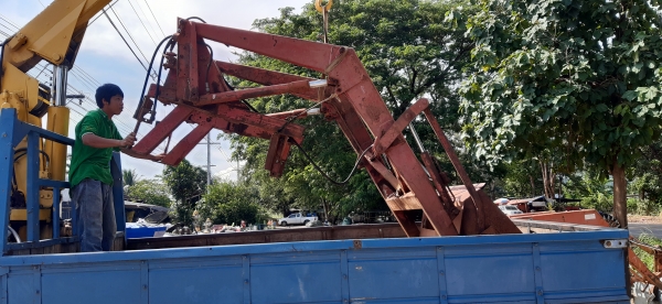 ขายแล้วครับชุดตักหน้ารถไถฟอร์ดเก่านอกตรงรุ่น5000-6600 หรือใส่ยี่ห้ออื่นๆ มาก่อนได้ก่อน ชุดนี้มีบุ้งกี๋ครบคุ้มมาก