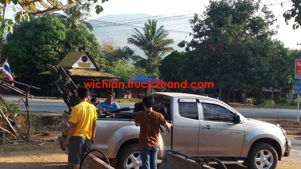 เฮงๆๆ ส่งท้ายปี58 ขายแล้วขอบคุณพี่สมชาย โคราชมากครับ ชุดตักหน้ารถไถฟอร์ด ขอบคุณพี่หนึ่งฤทัย ที่แนะนำลูกค้ามาครับ