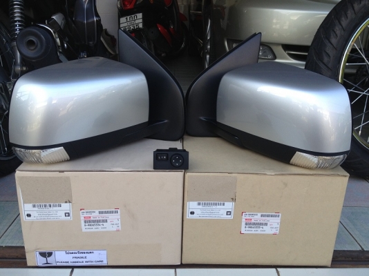 กระจกปรับไฟฟ้า + วิทยุเดิมติดรถ + กระบะท้าย All New Isuzu D-Max ของใหม่ ถอดศูนย์