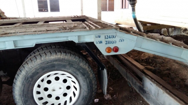 ขายดาวน์รถบรรทุก 10 ล้อเทรลเลอร์ ISUZU ROCKY 210 แรงม้า เกียร์ฟูลเลอร์ ขายดาวน์ 310000