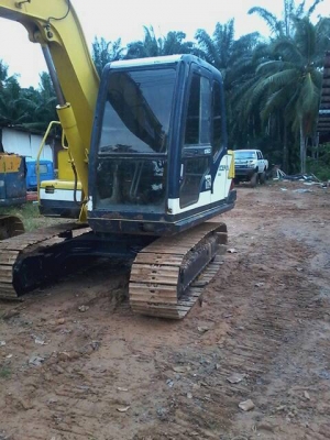 ขายรถแบคโฮ KOBELCO SK60-/// เอกสารอินวอย ระบบไฟเต็ม ราคา 560000