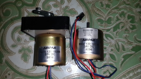 มอเตอร์ 24 โวล์ ขนาดเล็ก 100 บาท