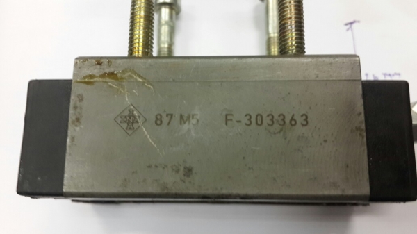 ลูกลิเนียรสไลด์ อันละ 100 บาท