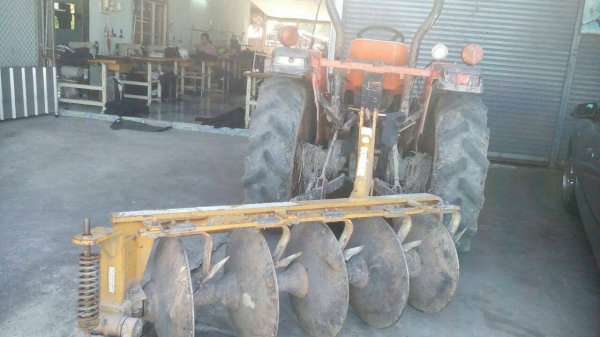 รถไถ คูโบต้า 34 แรงผาน 5 ขายแค่ 170,000 บาท